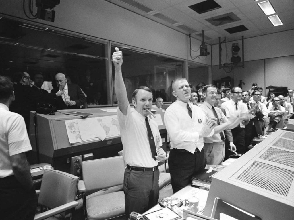 Apollo 13 Splashdown - Flight Directors